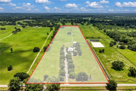 Tiny photo for 9897 NW 160 Avenue, Morriston, FL 32668 (MLS # OM727467)
