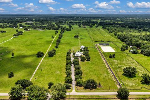 Tiny photo for 9897 NW 160 Avenue, Morriston, FL 32668 (MLS # OM727467)