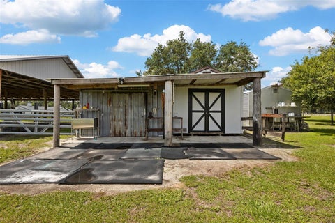 Tiny photo for 9897 NW 160 Avenue, Morriston, FL 32668 (MLS # OM727467)