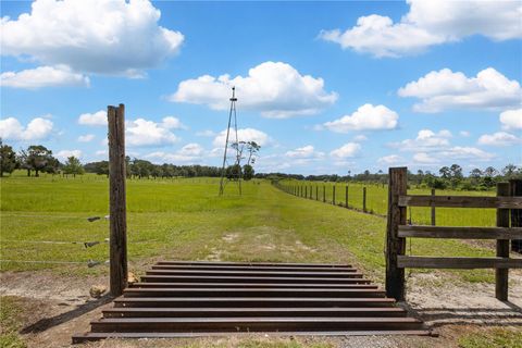 Tiny photo for 9897 NW 160 Avenue, Morriston, FL 32668 (MLS # OM727467)