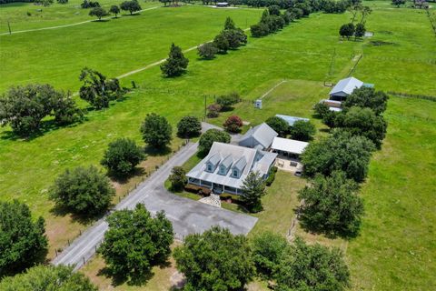 Tiny photo for 9897 NW 160 Avenue, Morriston, FL 32668 (MLS # OM727467)