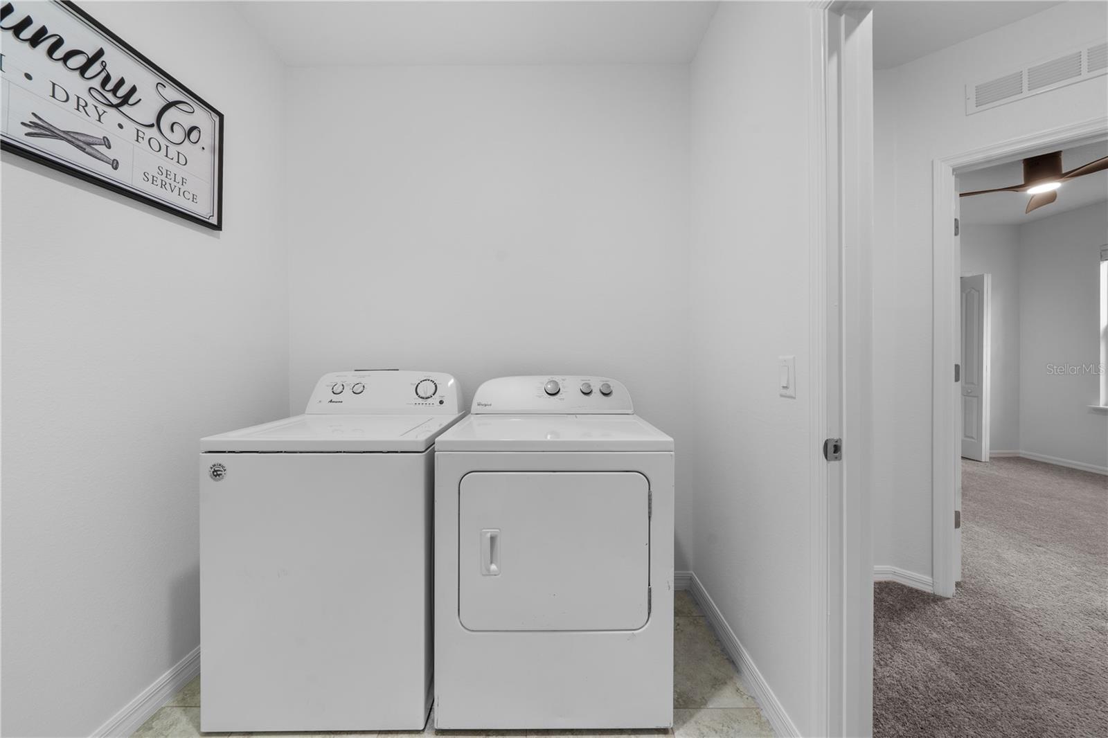 NEWBERRY CORNERS PH LLL PB 35 PG 91 - Residential