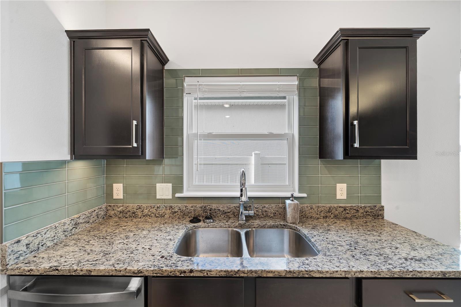 NEWBERRY CORNERS PH LLL PB 35 PG 91 - Residential