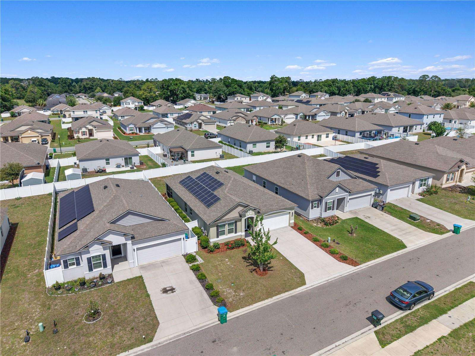 NEWBERRY CORNERS PH LLL PB 35 PG 91 - Residential