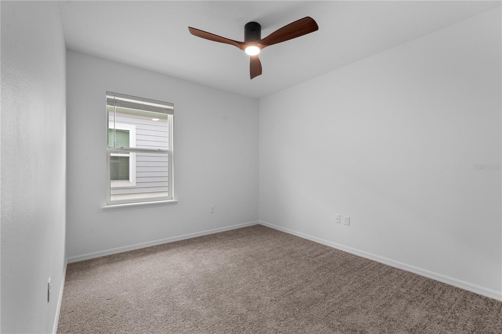 NEWBERRY CORNERS PH LLL PB 35 PG 91 - Residential