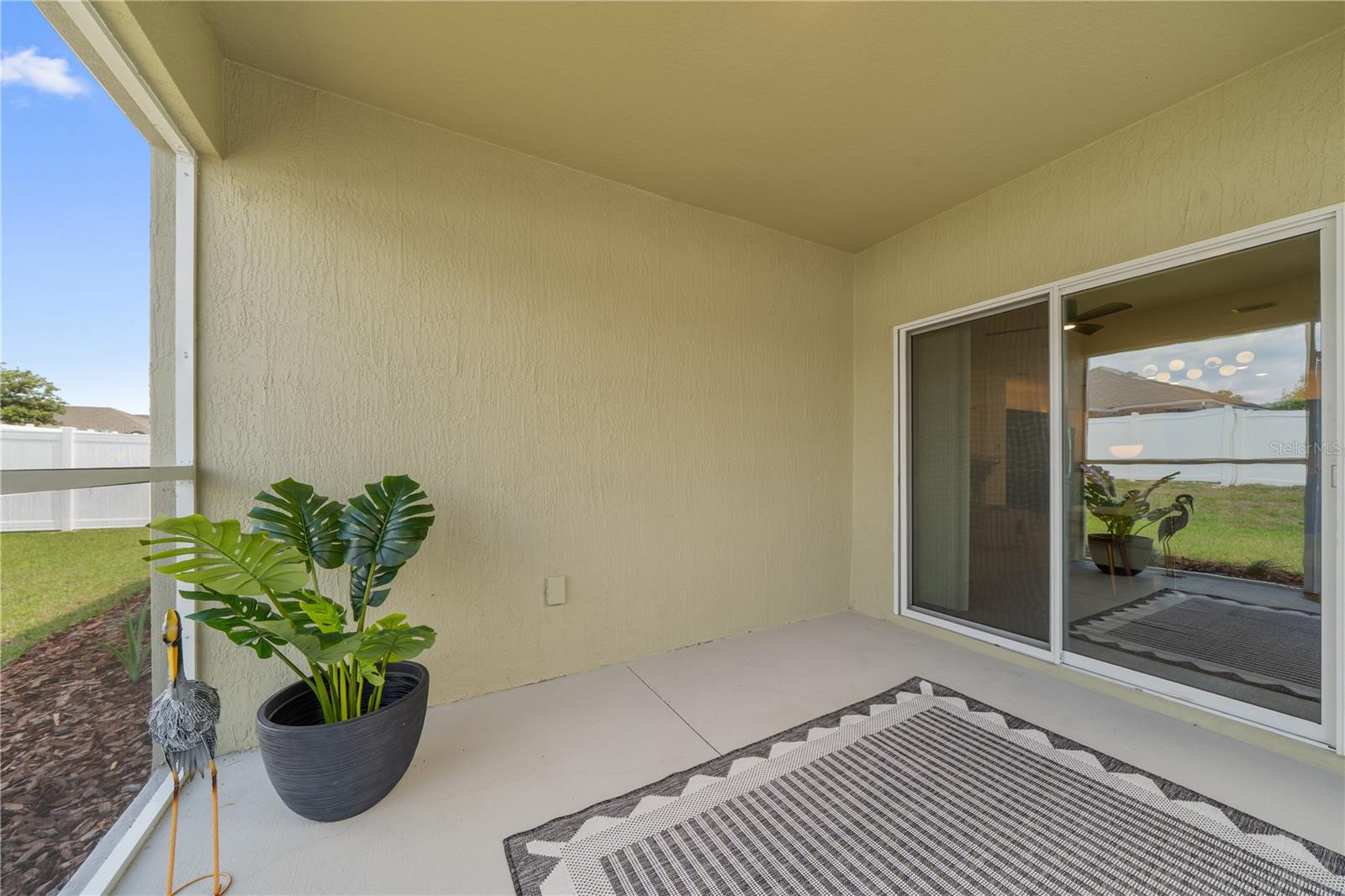NEWBERRY CORNERS PH LLL PB 35 PG 91 - Residential