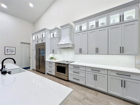 Tiny photo for 34449 Parkview Avenue, Eustis, FL 32736 (MLS # O6409420)
