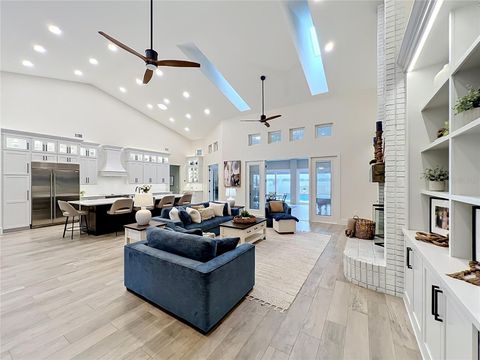 Tiny photo for 34449 Parkview Avenue, Eustis, FL 32736 (MLS # O6409420)