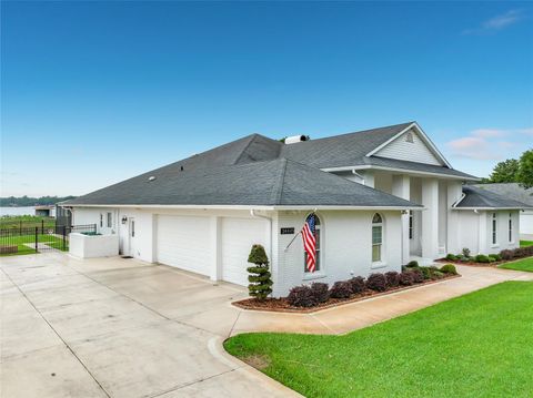 Tiny photo for 34449 Parkview Avenue, Eustis, FL 32736 (MLS # O6409420)