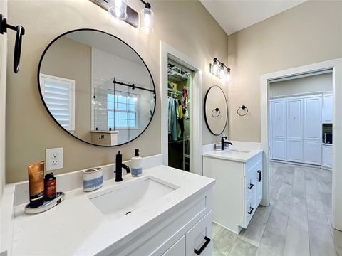 Tiny photo for 34449 Parkview Avenue, Eustis, FL 32736 (MLS # O6409420)