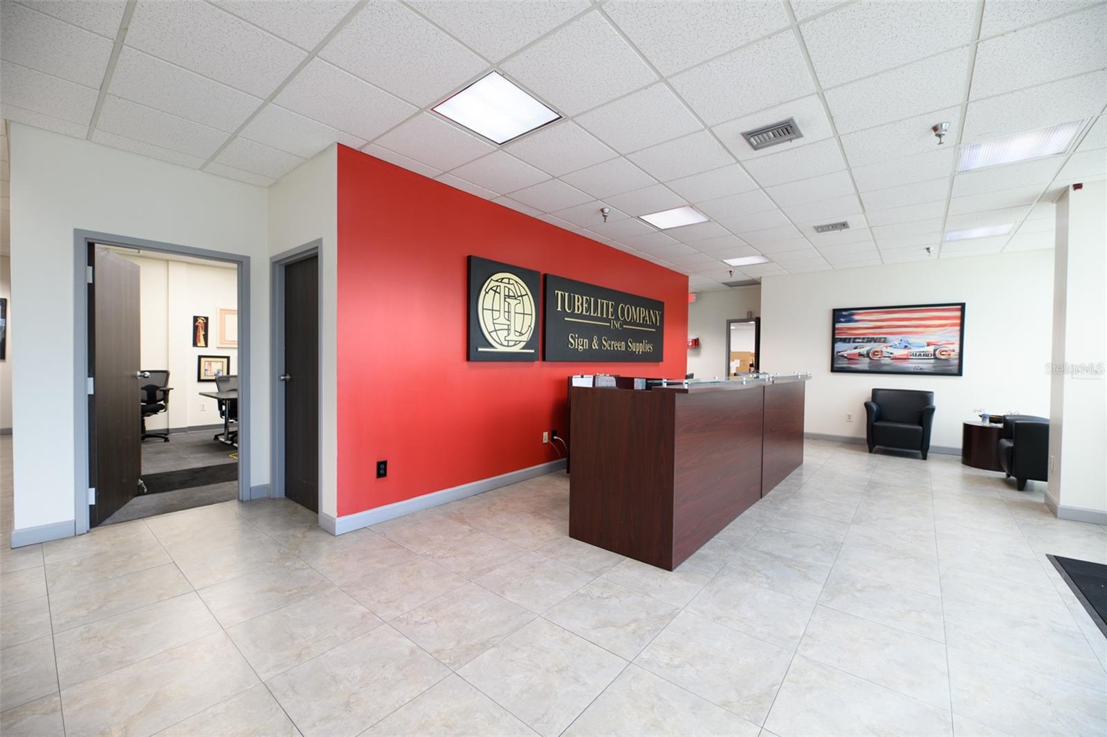 SEMORAN BUS CENTER CONDO - Commercial Sale