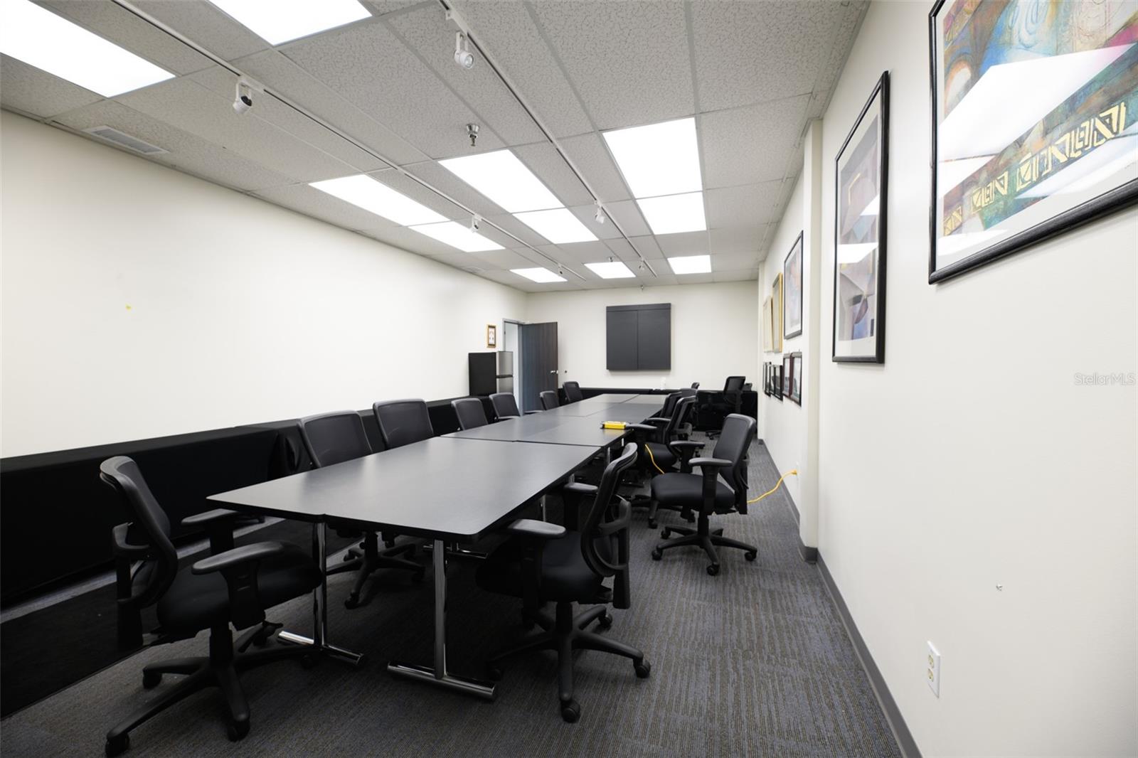 SEMORAN BUS CENTER CONDO - Commercial Sale