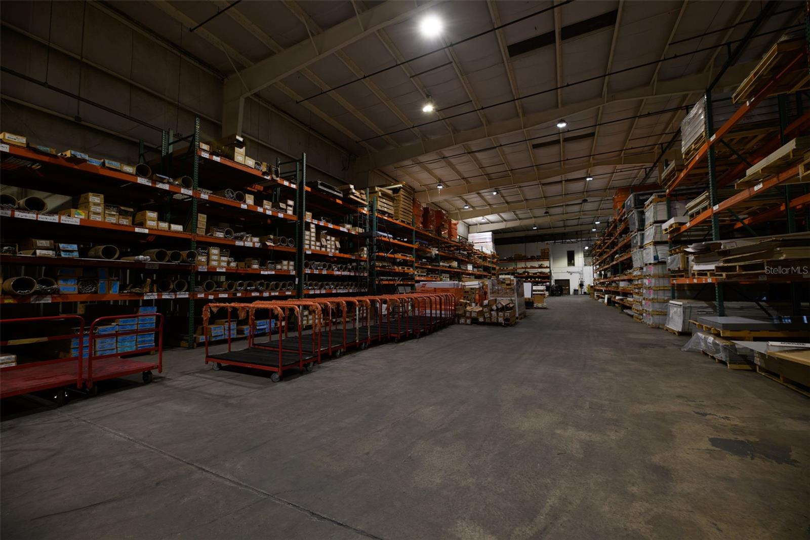 SEMORAN BUS CENTER CONDO - Commercial Sale