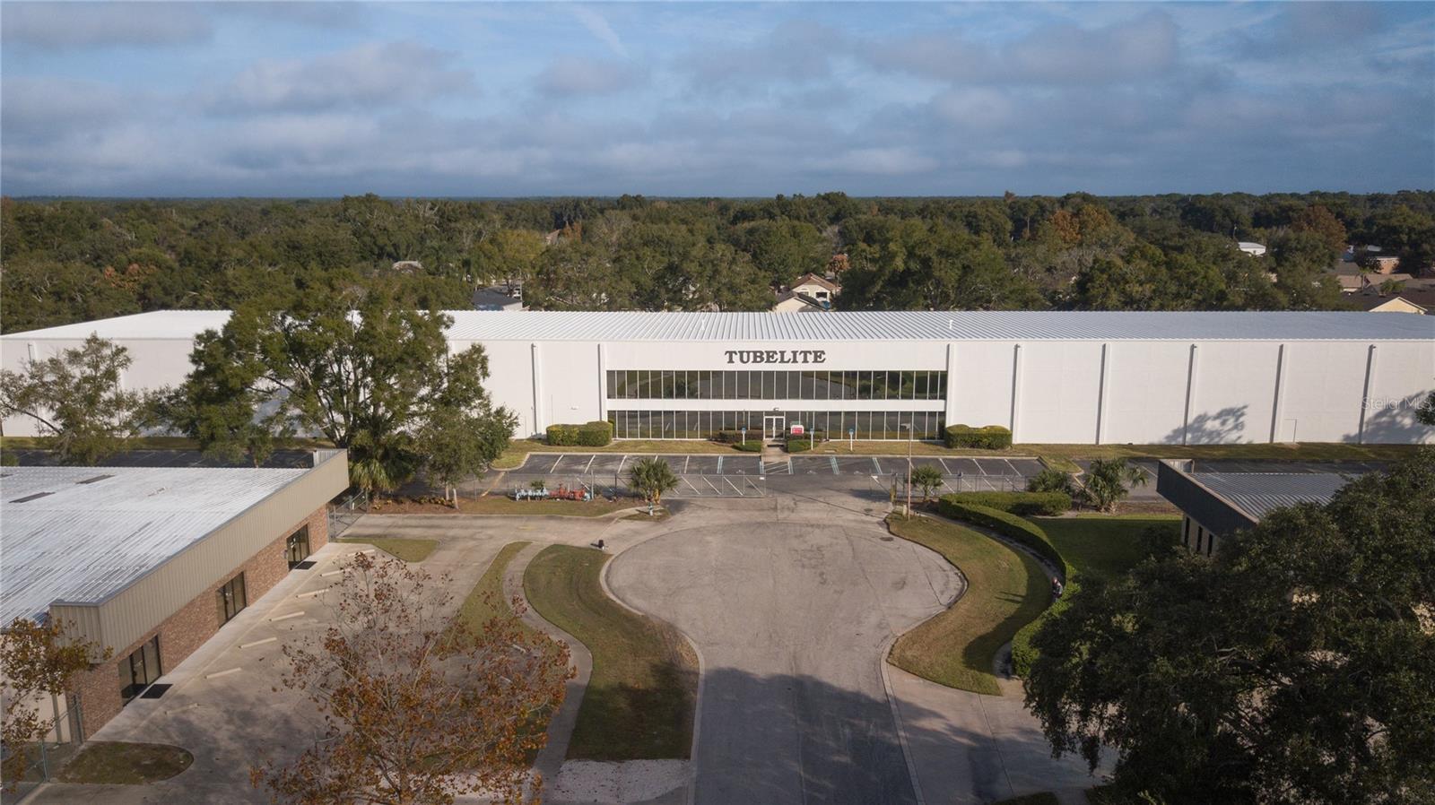 SEMORAN BUS CENTER CONDO - Commercial Sale