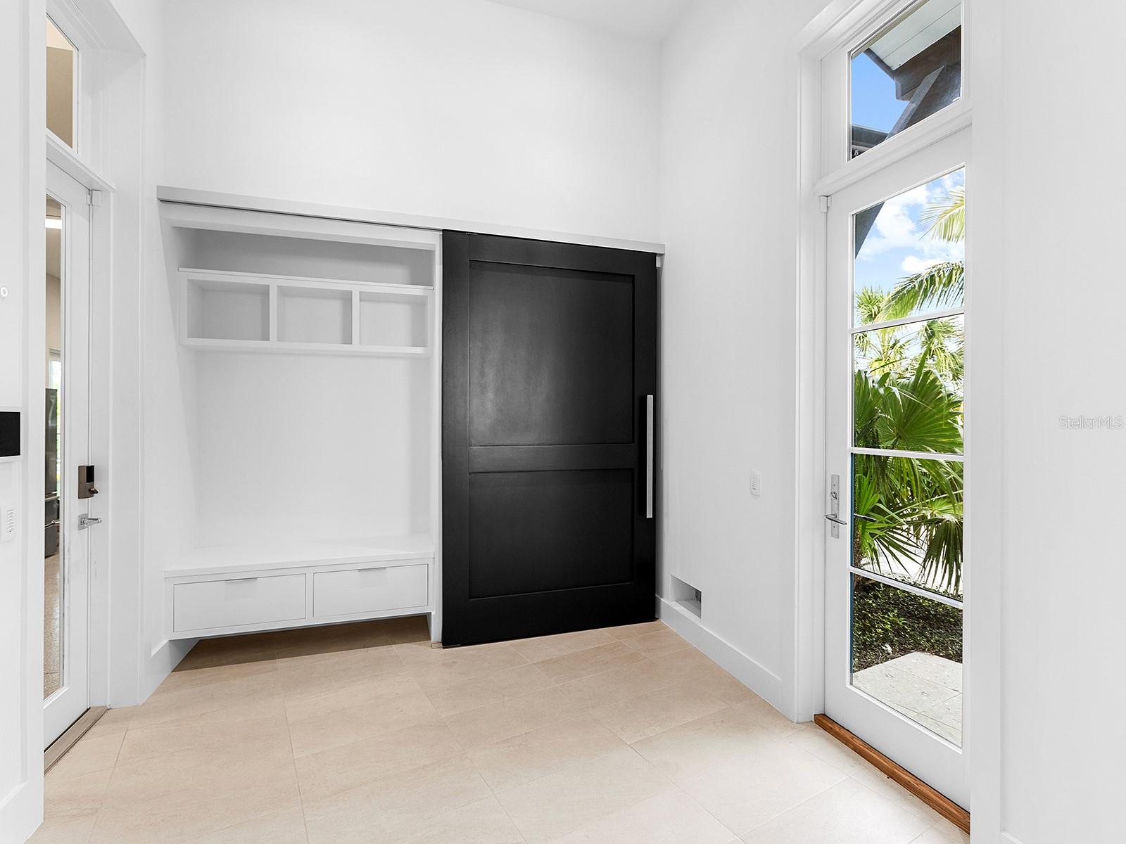 LIDO SHORES - Residential