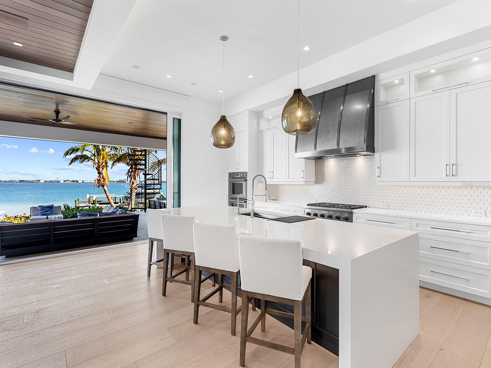 LIDO SHORES - Residential