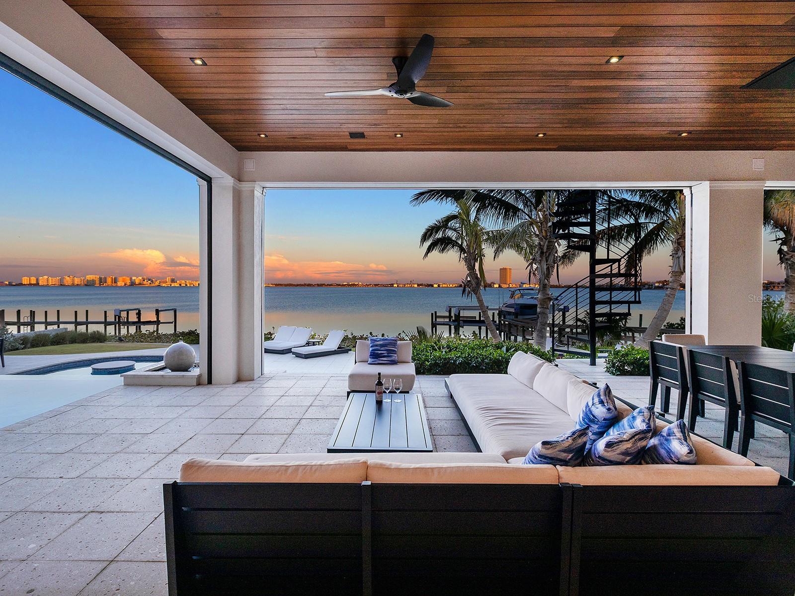 LIDO SHORES - Residential