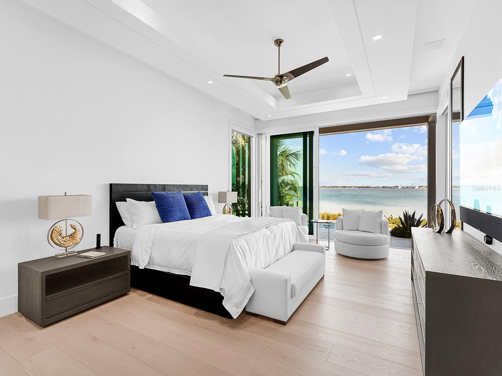 LIDO SHORES - Residential