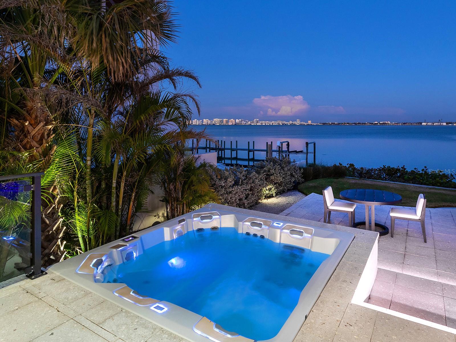 LIDO SHORES - Residential