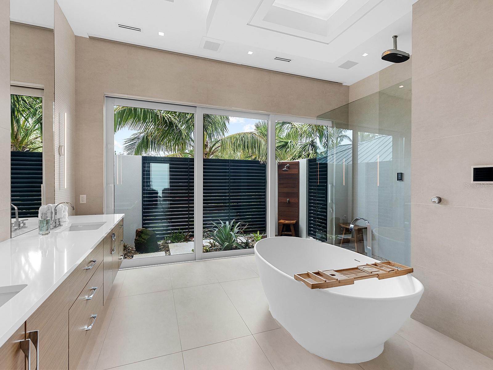 LIDO SHORES - Residential