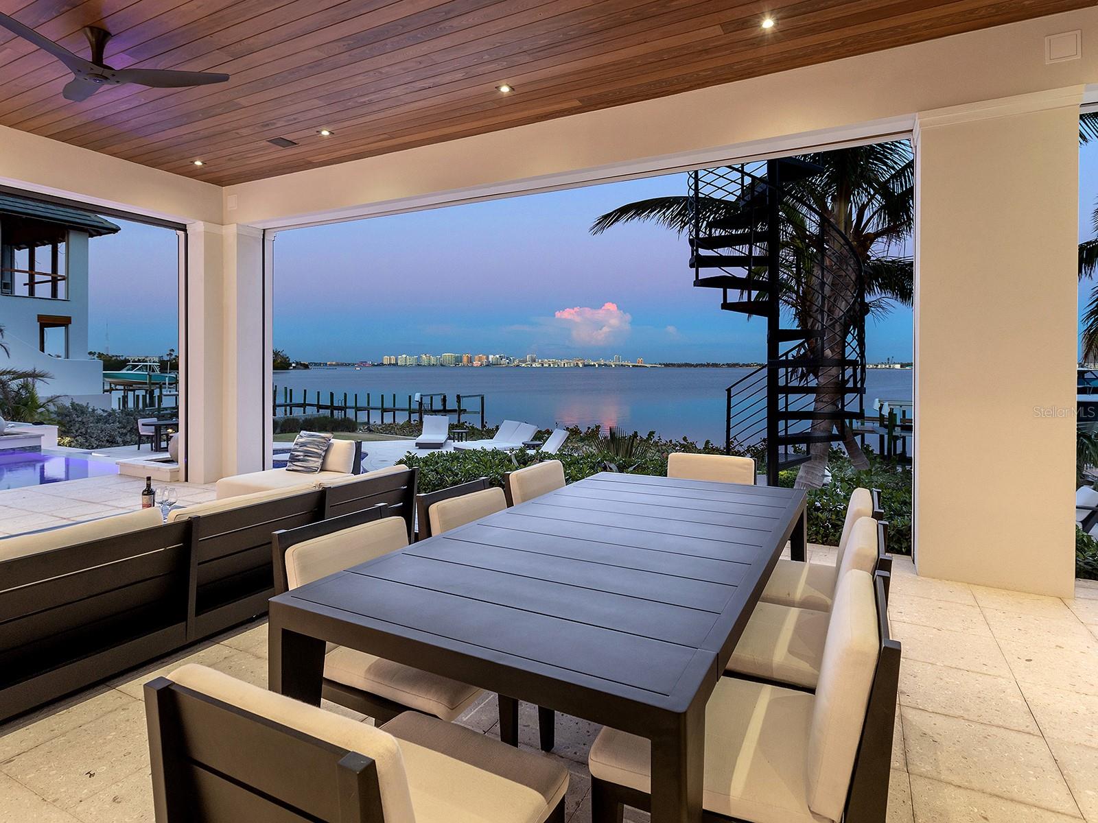 LIDO SHORES - Residential