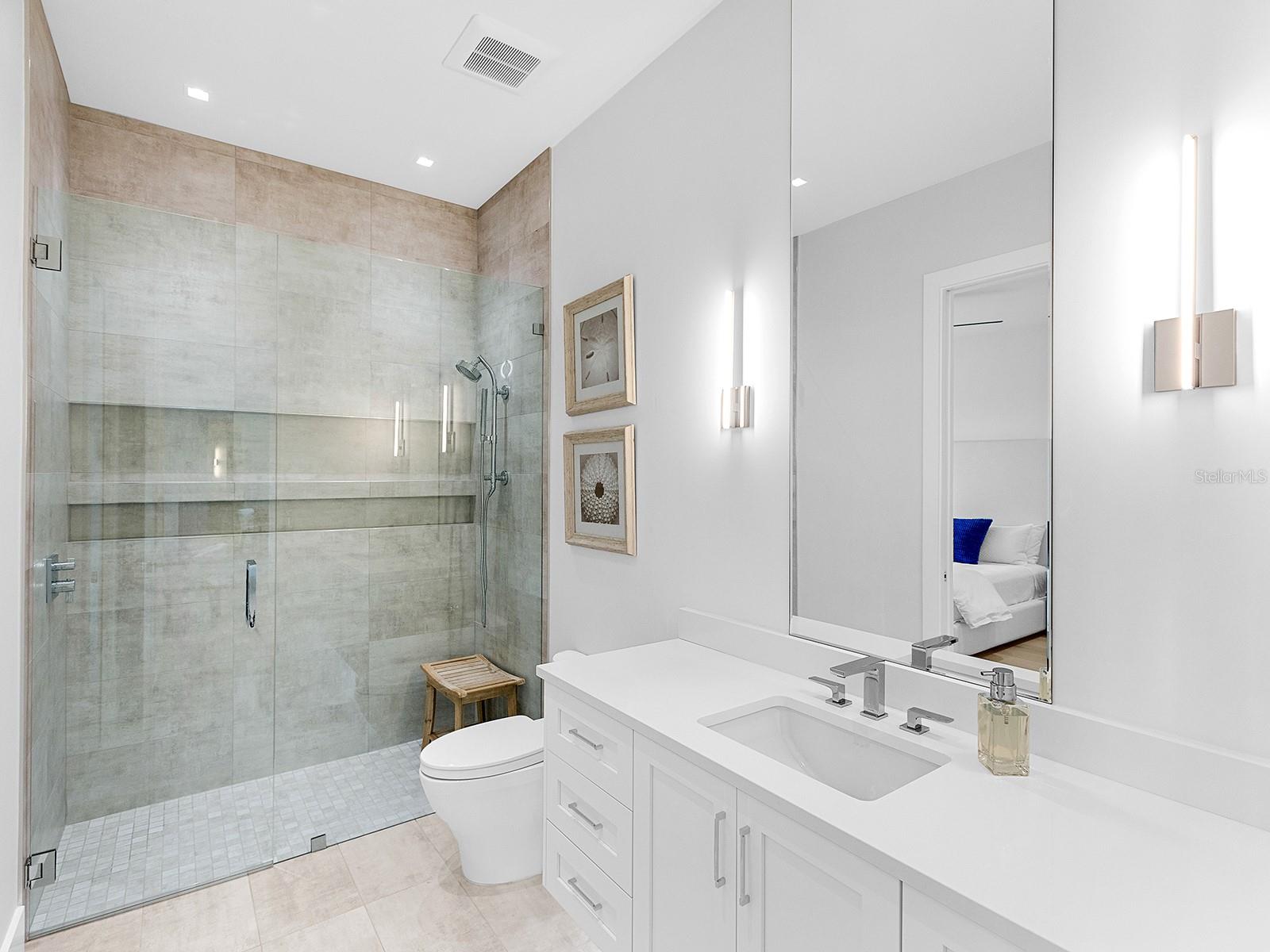 LIDO SHORES - Residential