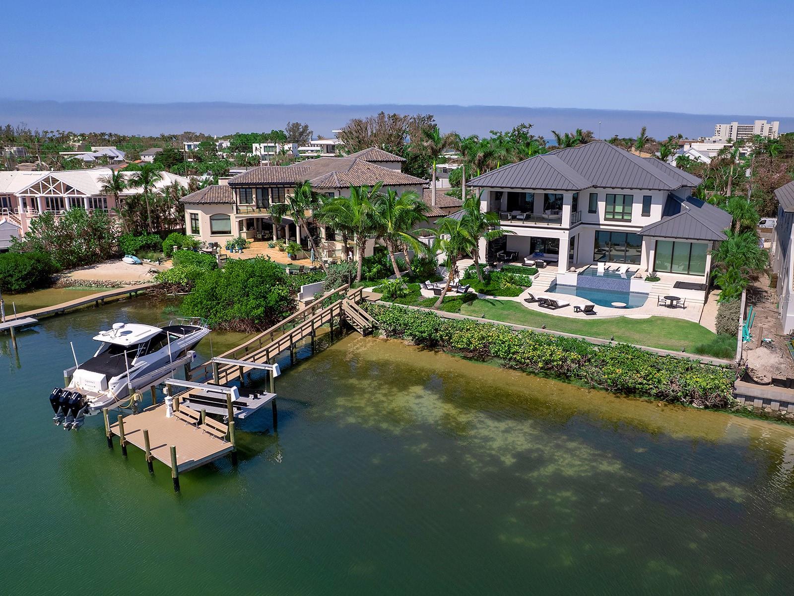 LIDO SHORES - Residential