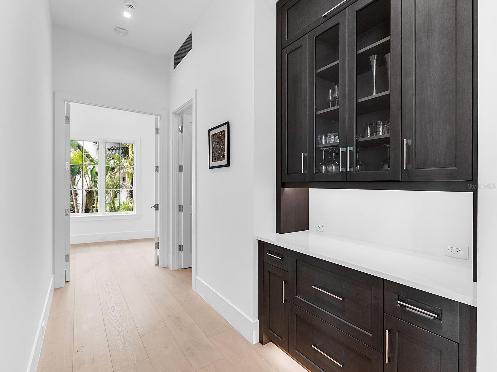 LIDO SHORES - Residential