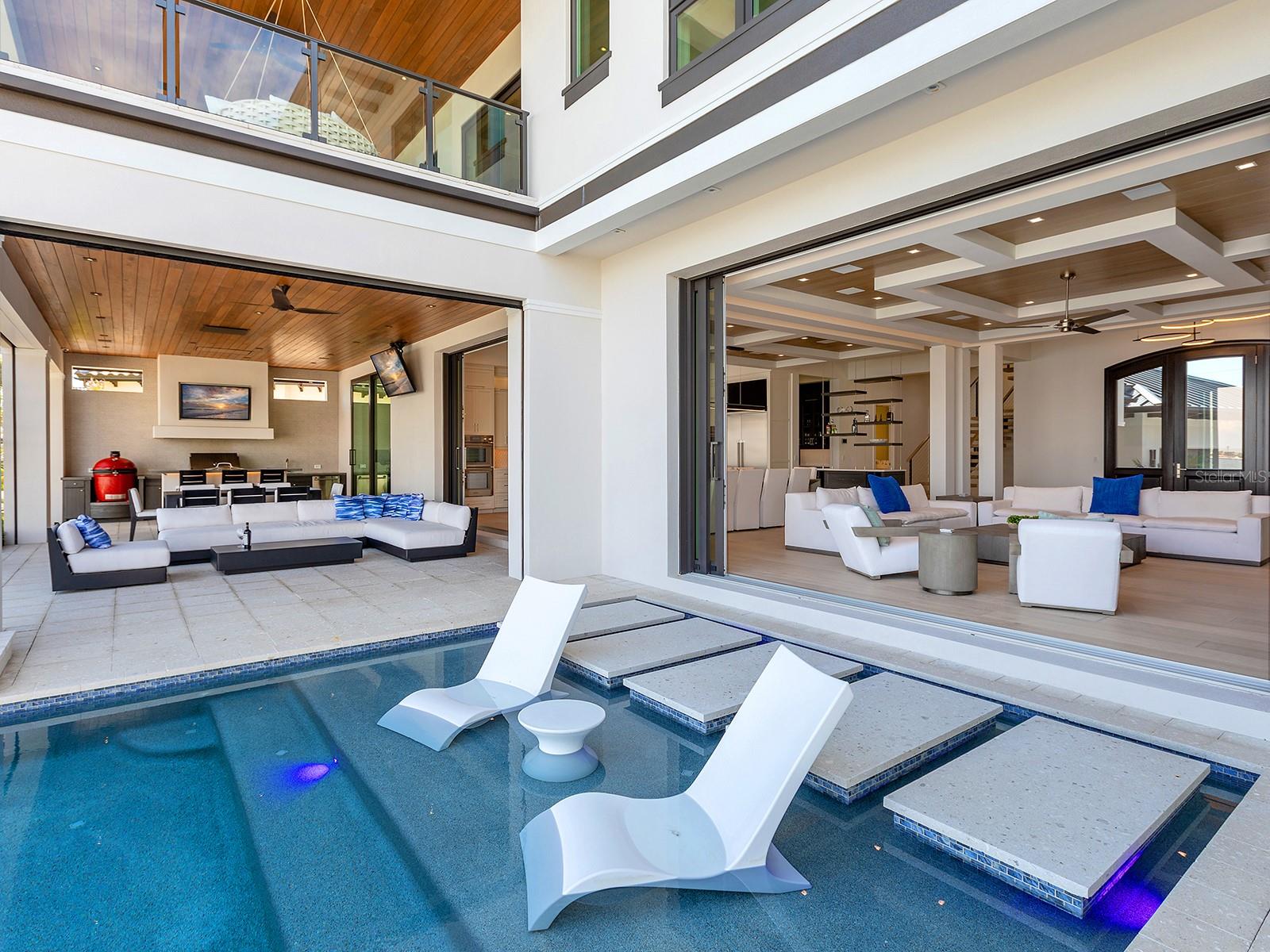 LIDO SHORES - Residential