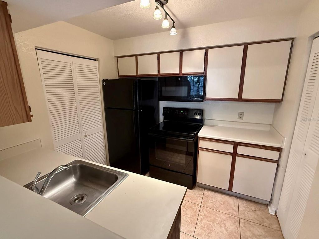 Photo of 1023 S Hiawassee Road #4035, Orlando, FL 32835 (MLS # O6379949)
