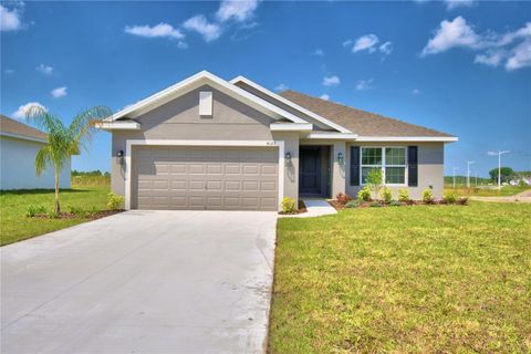 A home in WINTER HAVEN