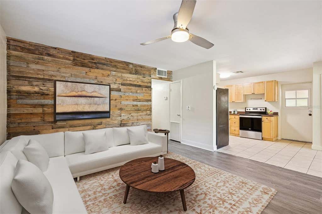 Photo of 509 Hillside Avenue, Orlando, FL 32803 (MLS # O6436629)