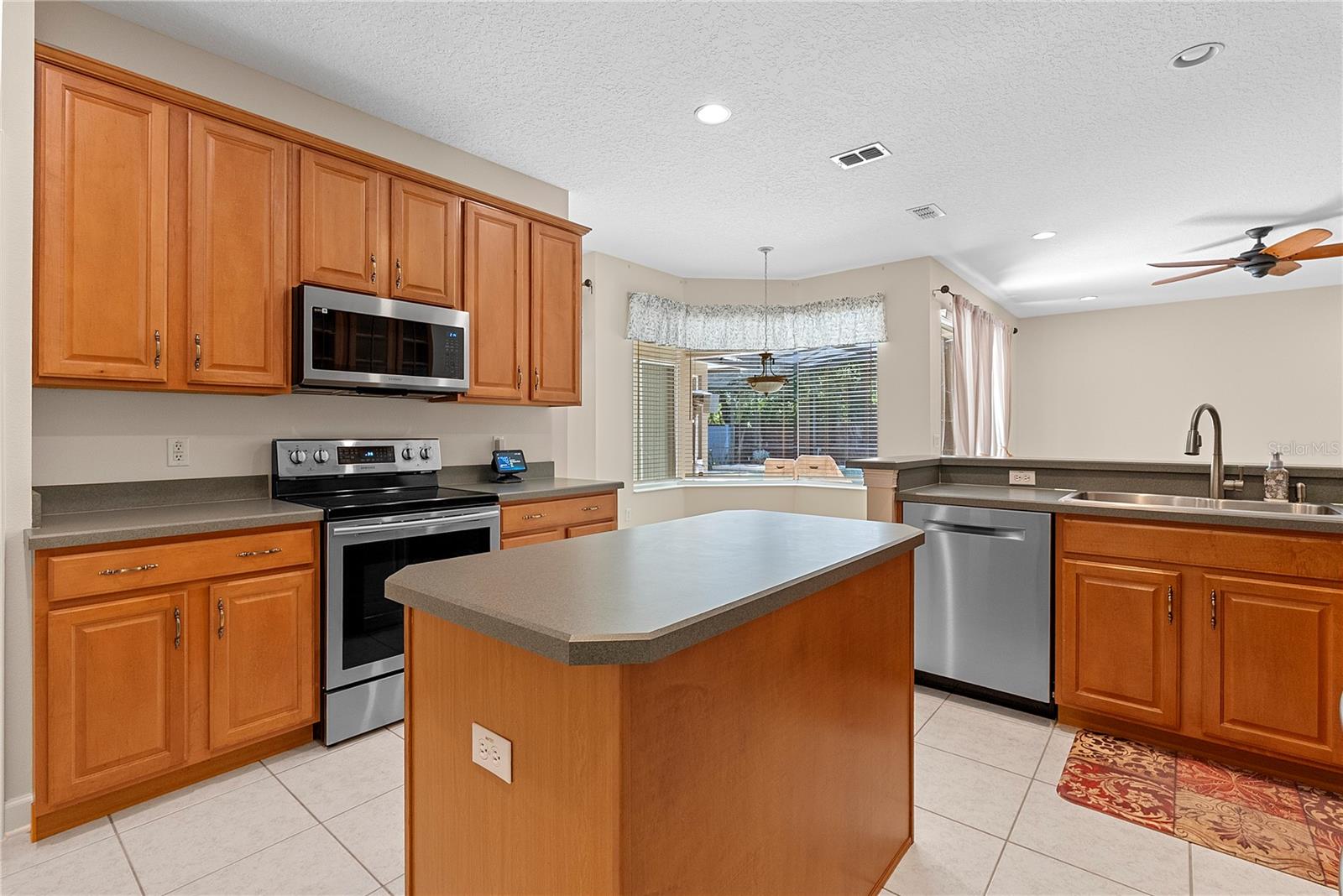 BEAR STONE - Residential