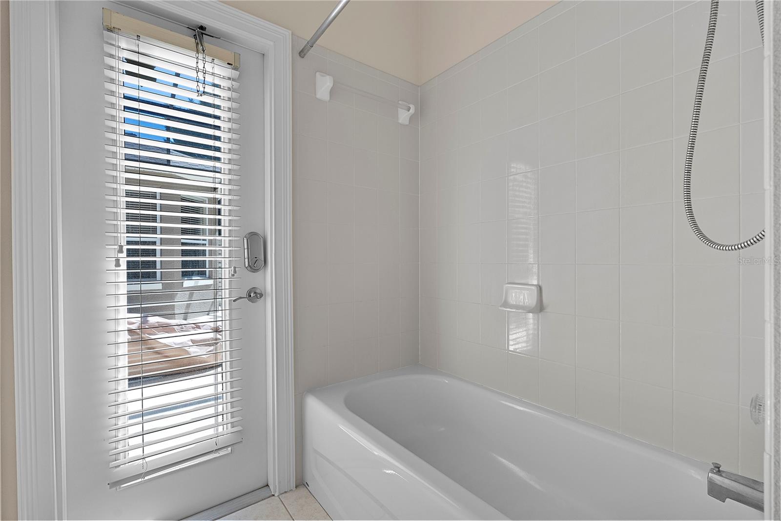 BEAR STONE - Residential