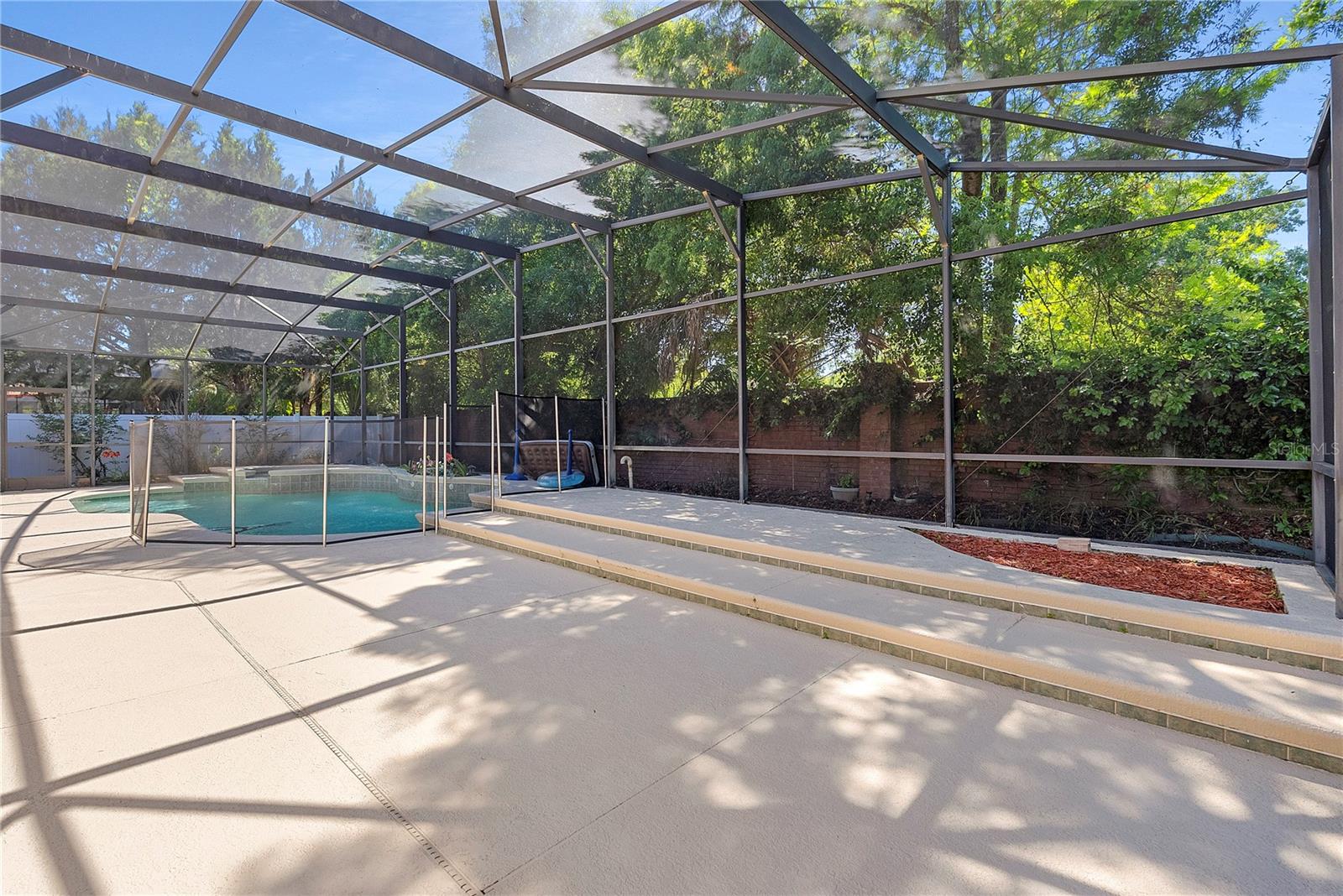 BEAR STONE - Residential