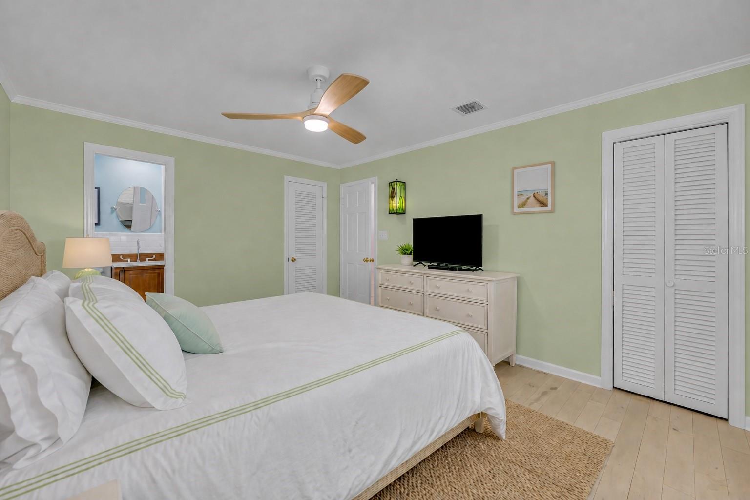 HIGHLAND PARK ESTS - Residential