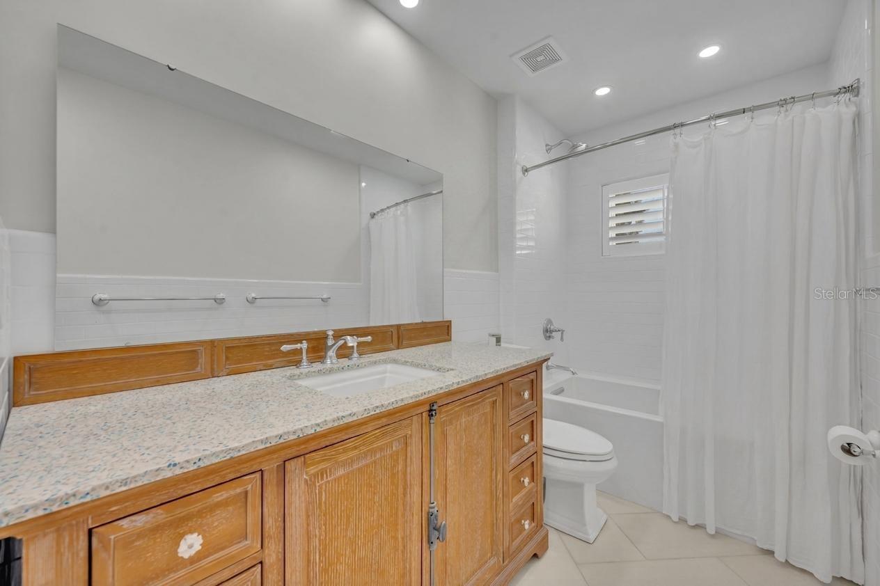 HIGHLAND PARK ESTS - Residential