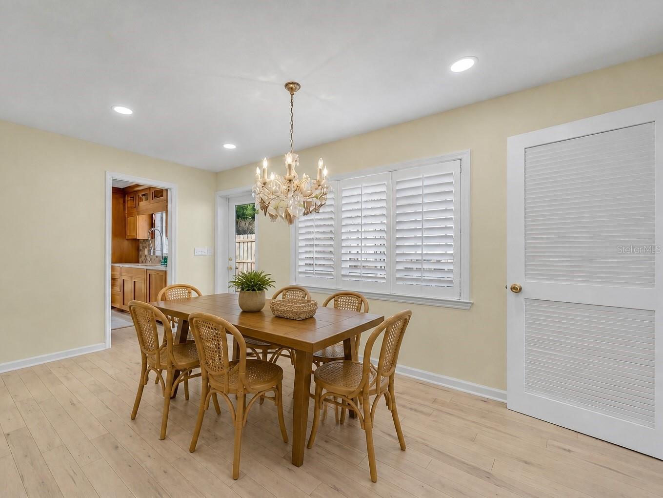 HIGHLAND PARK ESTS - Residential