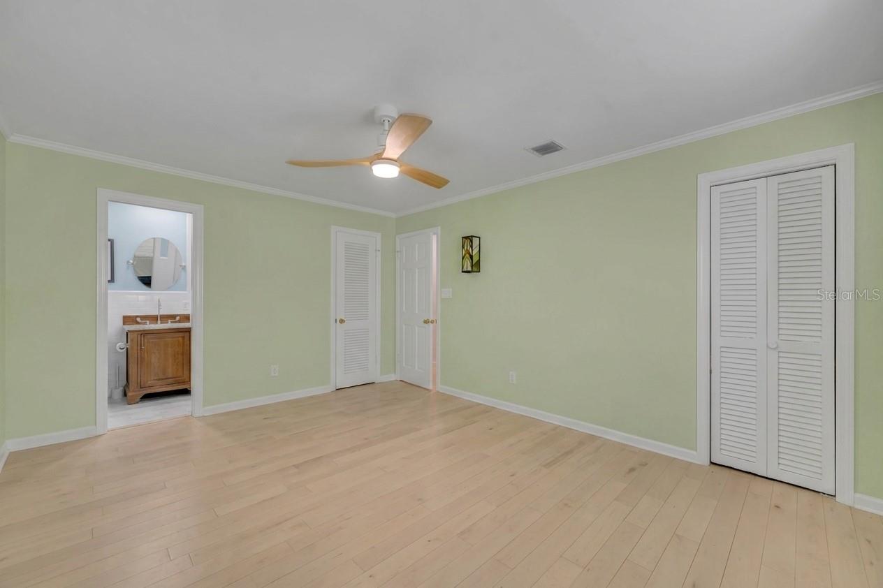 HIGHLAND PARK ESTS - Residential