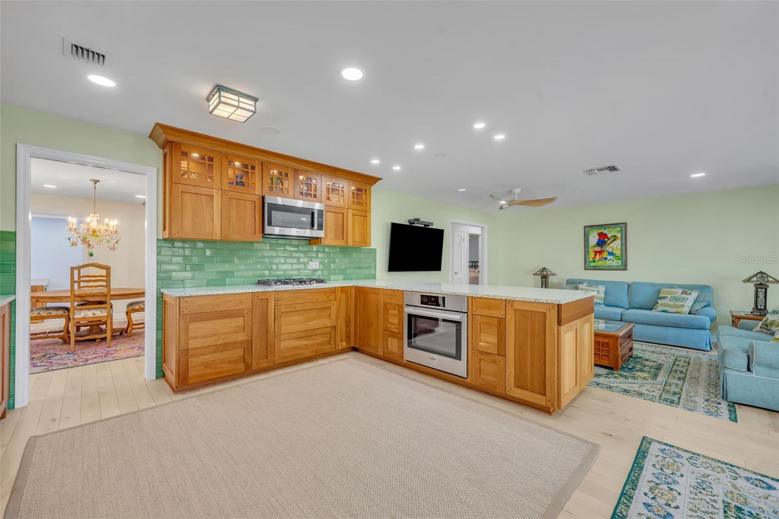 HIGHLAND PARK ESTS - Residential