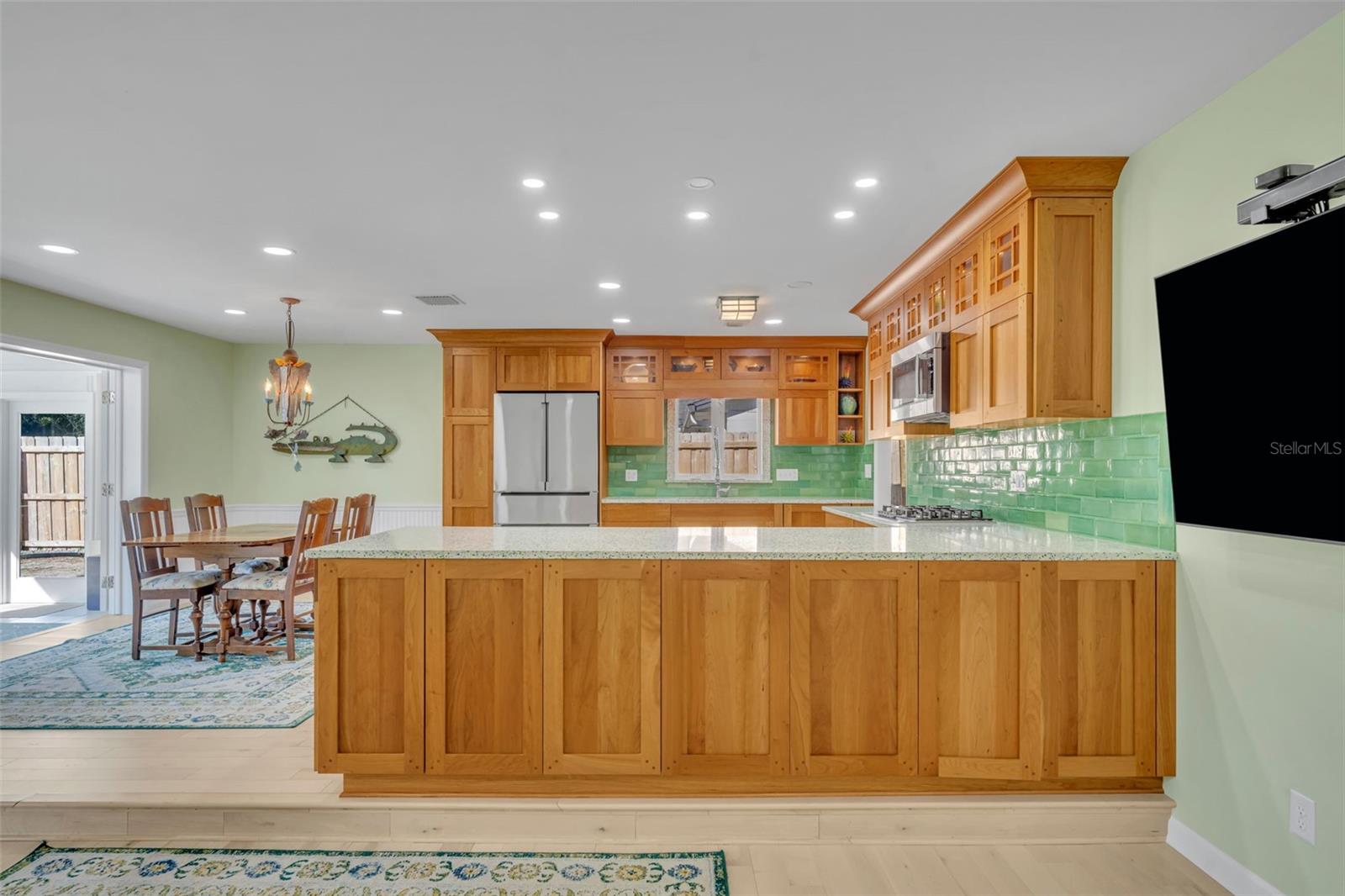 HIGHLAND PARK ESTS - Residential