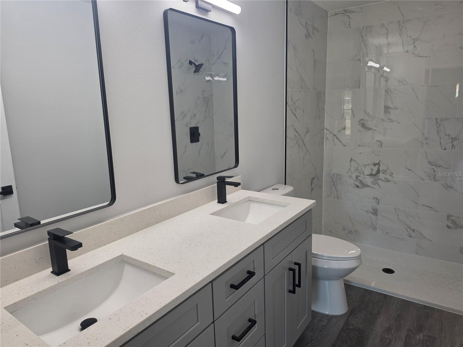 MARION OAKS #9 - Residential