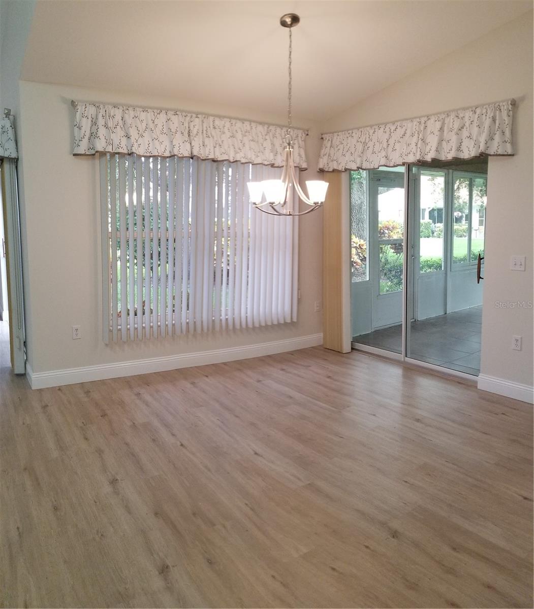 GARDEN LAKES VILLAGE SEC 4 - Residential Lease