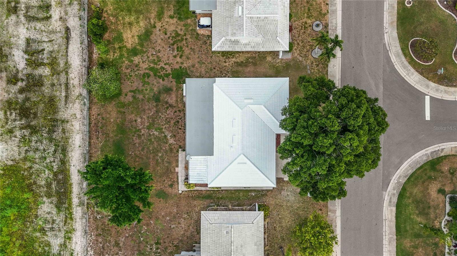 4001 CHINABERRY ROAD