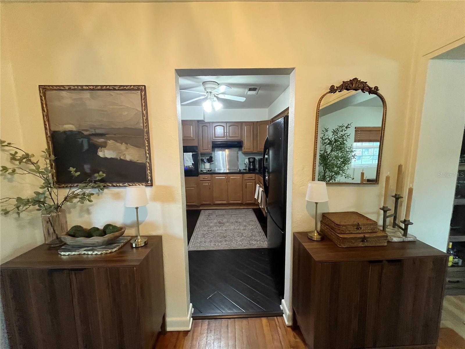 CRYSTAL LAKE MANOR - Residential