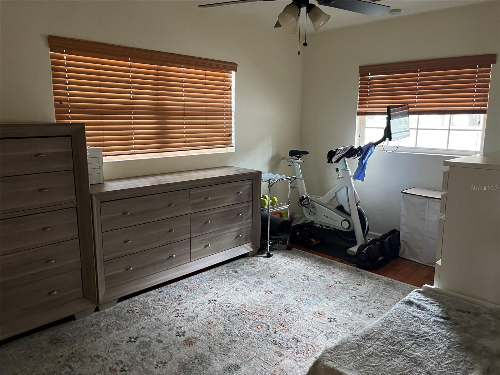 CRYSTAL LAKE MANOR - Residential