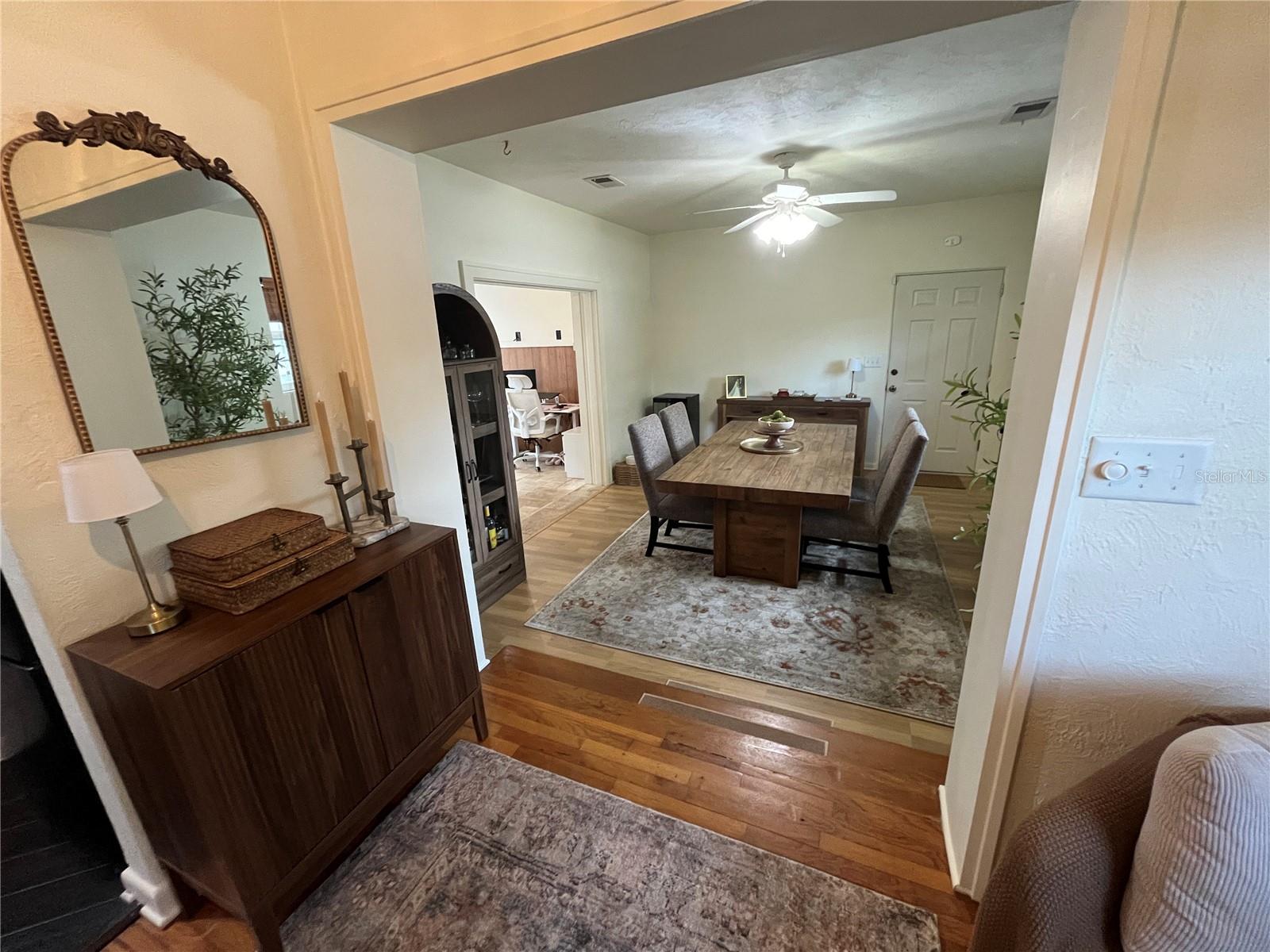 CRYSTAL LAKE MANOR - Residential