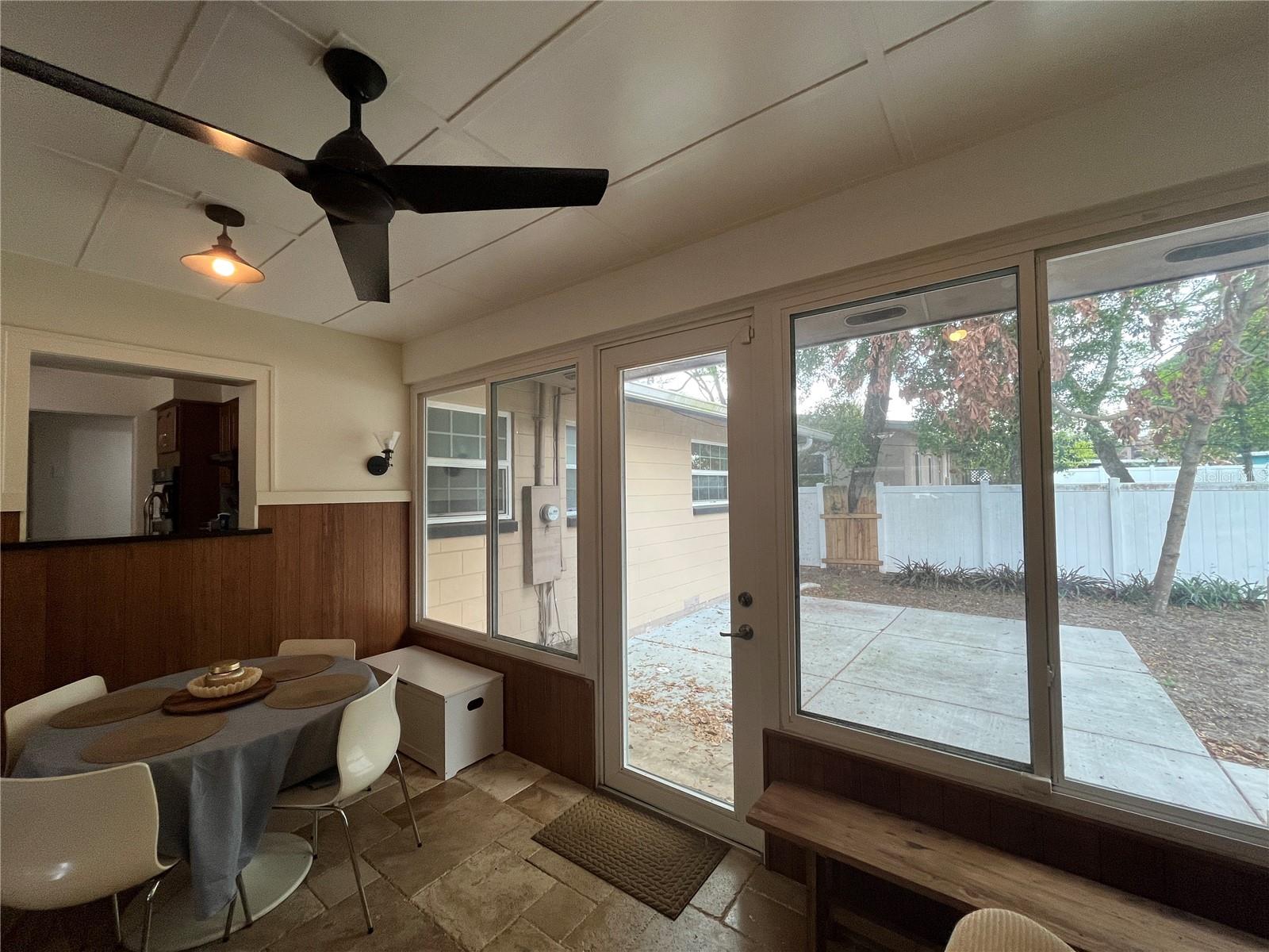 CRYSTAL LAKE MANOR - Residential