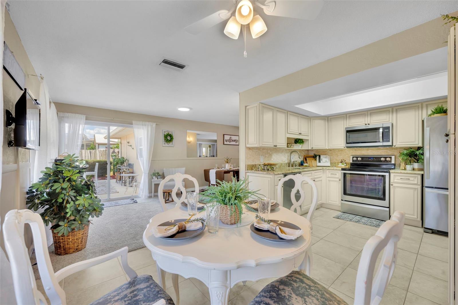 DELTONA LAKES UNIT 03 - Residential