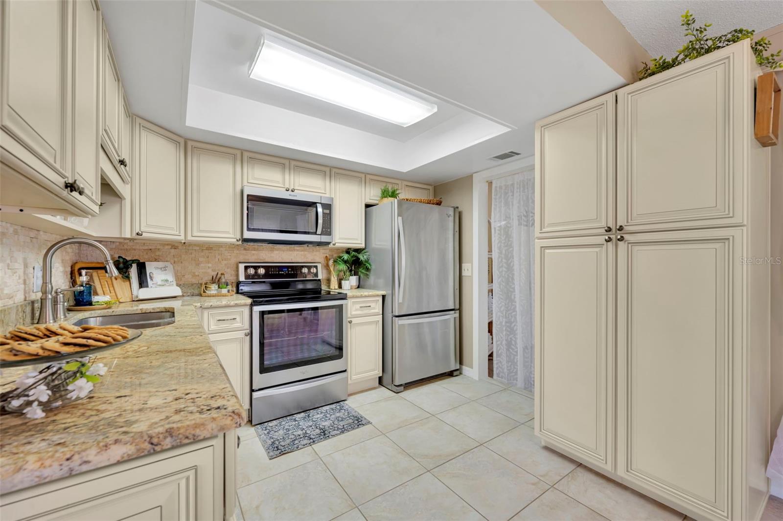 DELTONA LAKES UNIT 03 - Residential